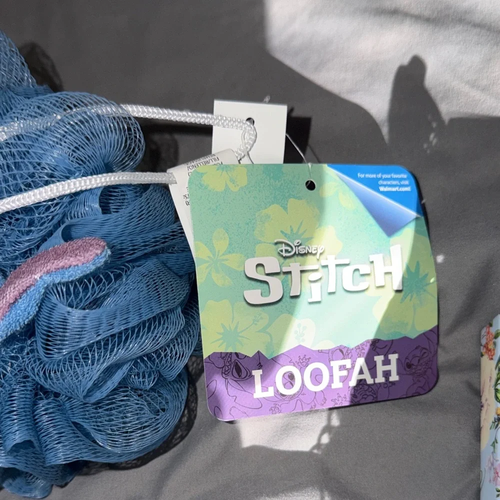 NWT Disney Stitch Loofah